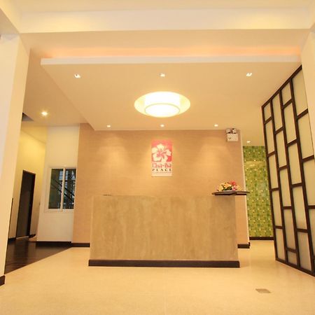 Chaba Place HHQ Buitenkant foto